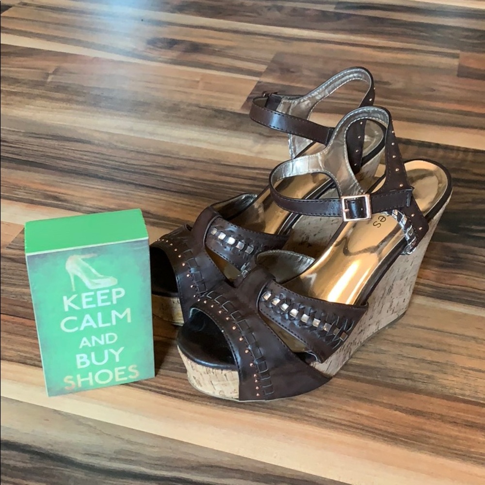 Maurices sandals